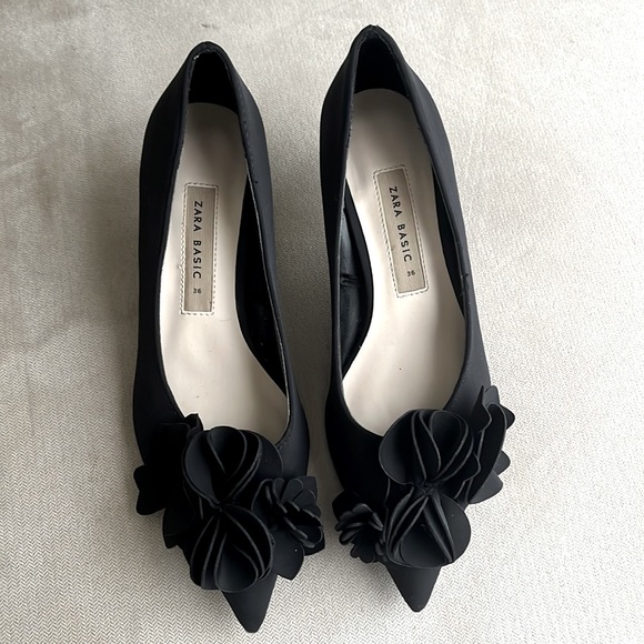 Zara Shoes - Zara black kitten heels size 36 (5.5). Worn once.